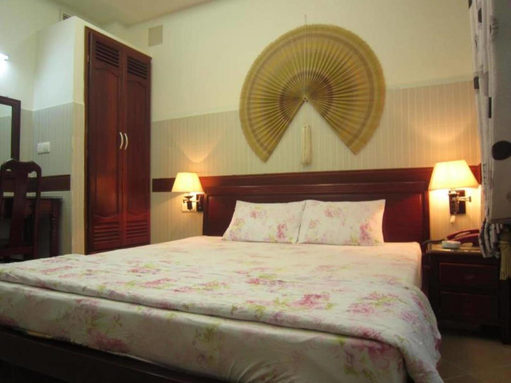 Hoang Thanh Thuy Hotel 1 TP. Hồ Chí Minh Ngoại thất bức ảnh