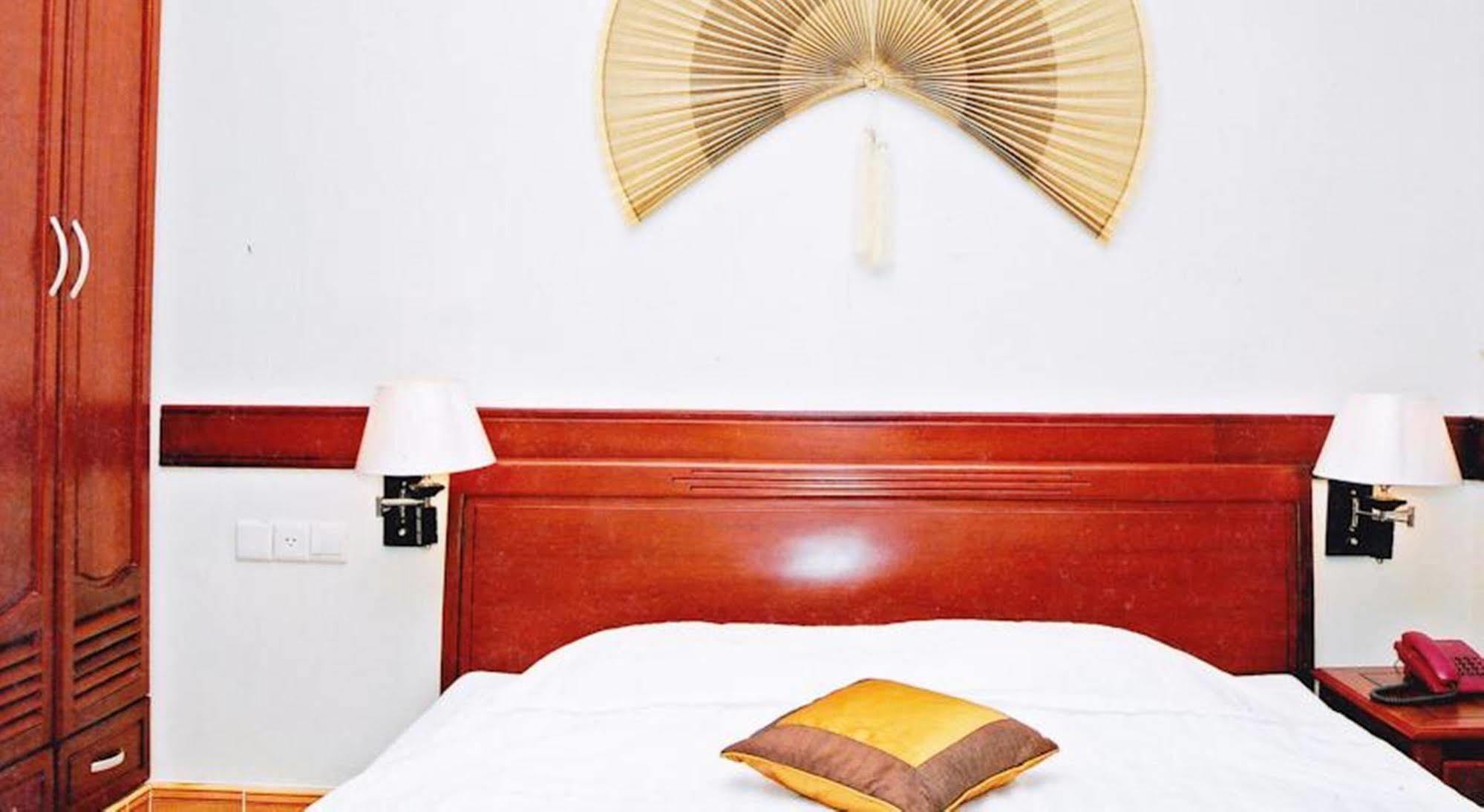 Hoang Thanh Thuy Hotel 1 TP. Hồ Chí Minh Ngoại thất bức ảnh