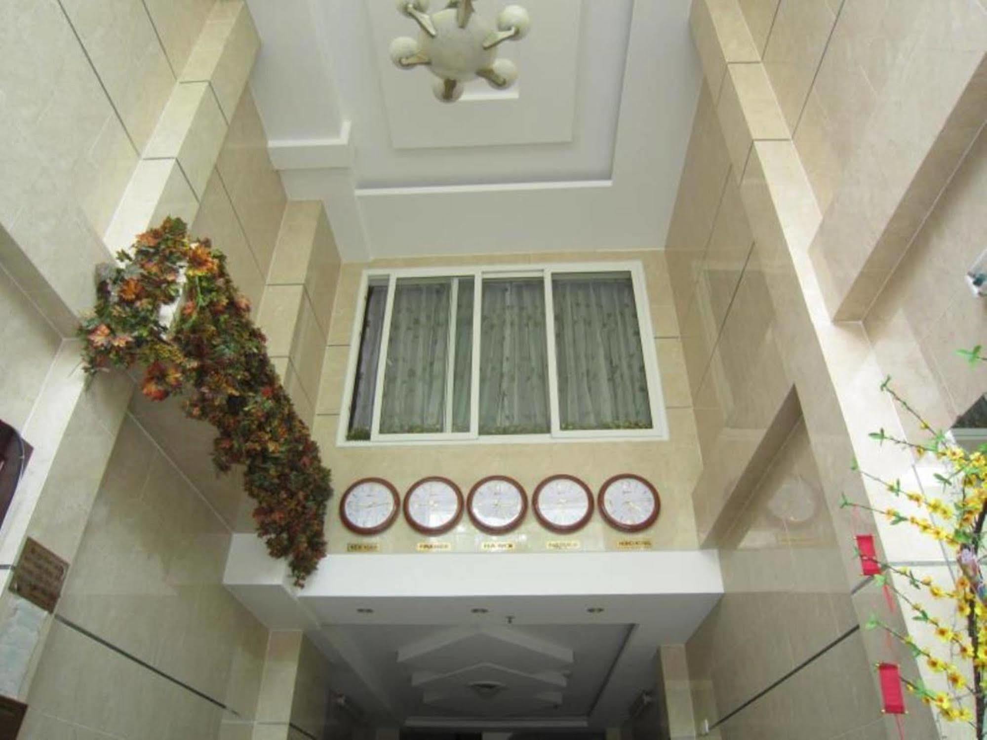 Hoang Thanh Thuy Hotel 1 TP. Hồ Chí Minh Ngoại thất bức ảnh