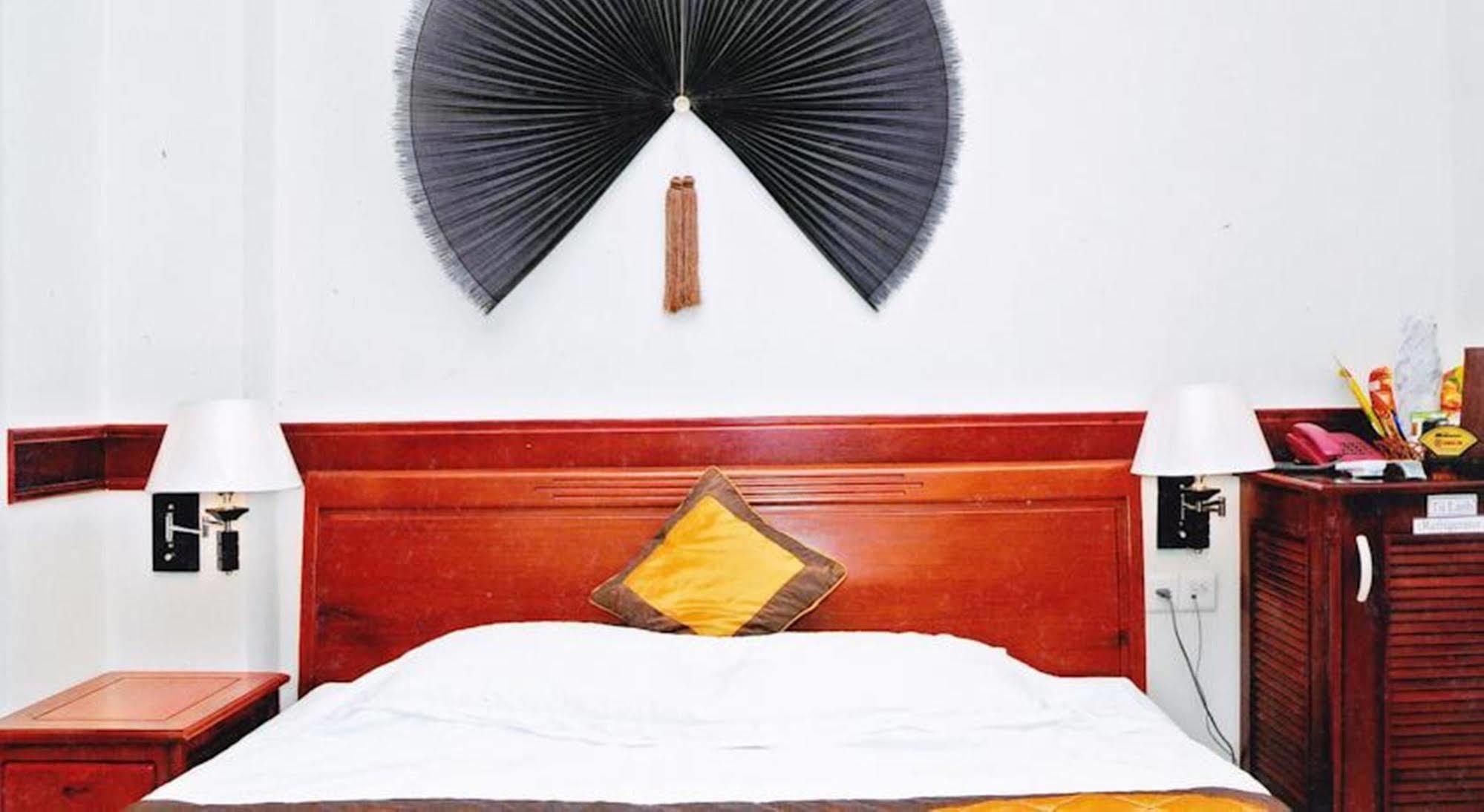 Hoang Thanh Thuy Hotel 1 TP. Hồ Chí Minh Ngoại thất bức ảnh